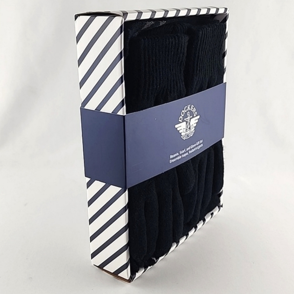 NWT Dockers Men's Black Knit 3 Piece Box Gift Set Hat Gloves Scarf